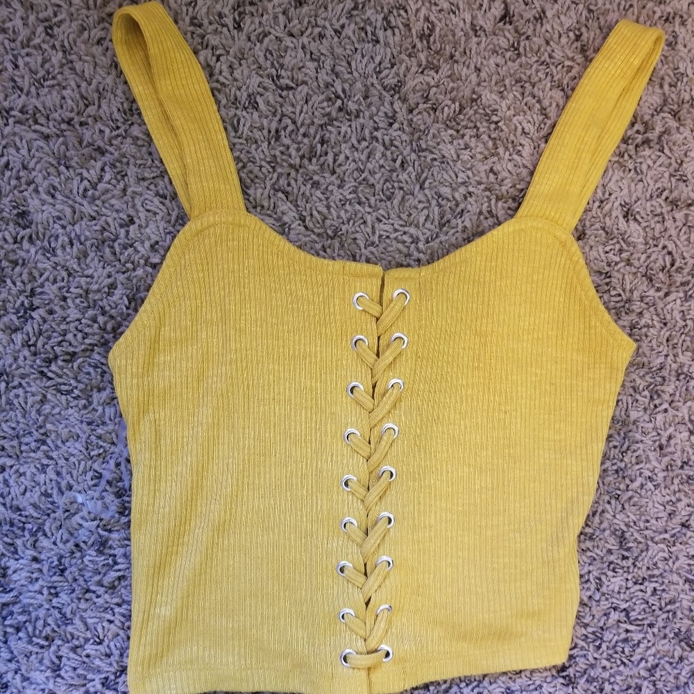Crop top - Picture 2 of 2
